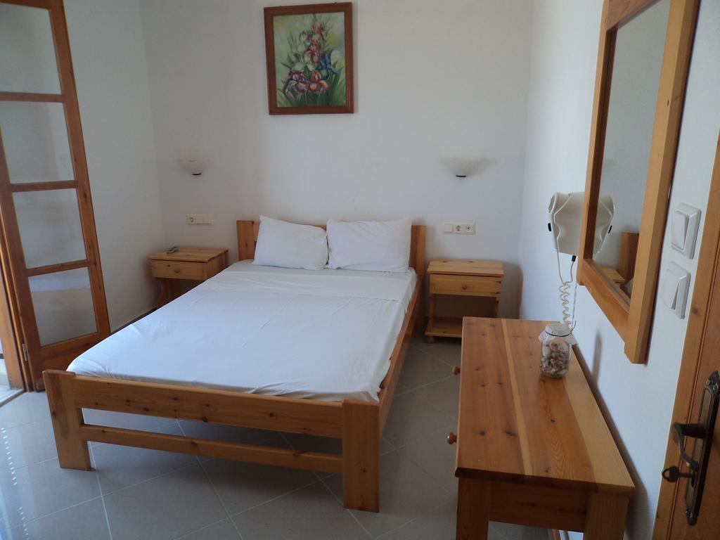 O Fotis Aparthotel Agios Prokopios  Room photo