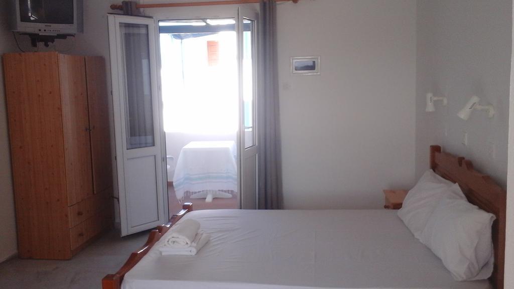 O Fotis Aparthotel Agios Prokopios  Exterior photo