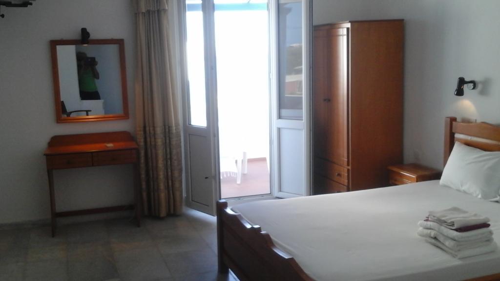 O Fotis Aparthotel Agios Prokopios  Exterior photo