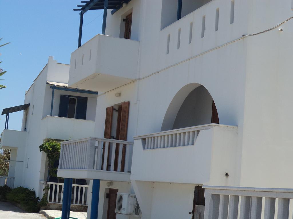 O Fotis Aparthotel Agios Prokopios  Exterior photo