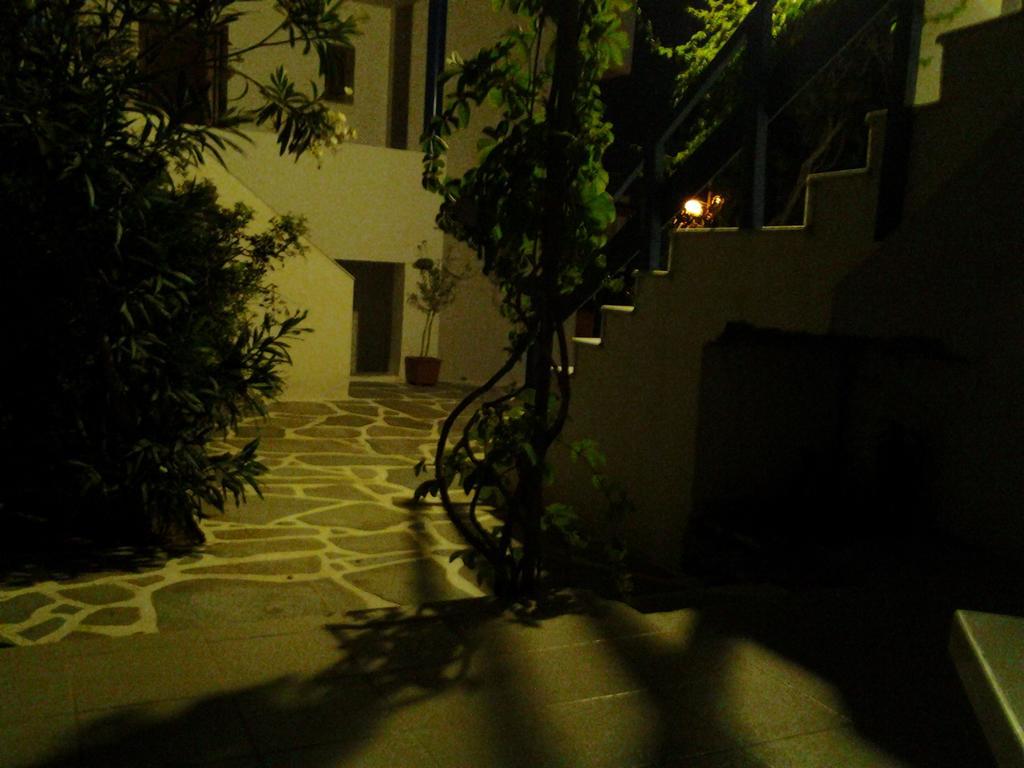 O Fotis Aparthotel Agios Prokopios  Exterior photo